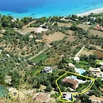 Apartment Ionis
